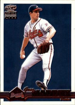 2000 Pacific Paramount - Copper #24 Greg Maddux  Front