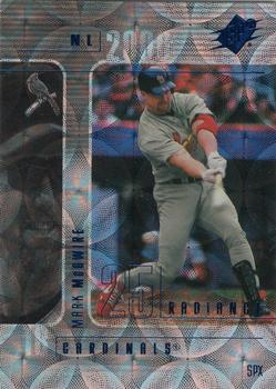 2000 SPx - Radiance #24 Mark McGwire  Front