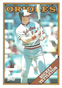 1988 Topps Traded #120T Mickey Tettleton Front
