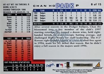 1998 Score Los Angeles Dodgers #8 Chan Ho Park Back