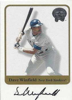 2001 Fleer Greats of the Game - Autographs #NNO Dave Winfield Front
