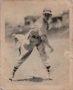 1939 Play Ball #54 Harry Gumbert Front