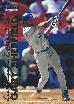 1999 Fleer Tradition #40 Gary Sheffield Front