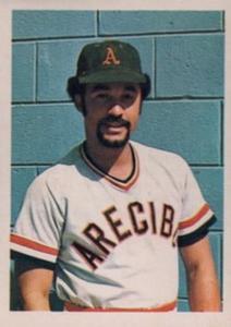 1972 Puerto Rican Winter League Stickers #26 Luis Isaac Front