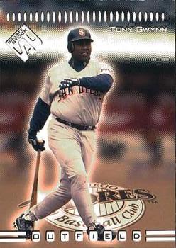 1999 Pacific Private Stock #7 Tony Gwynn Front