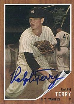 2002 Topps Archives - Autographs #TAA-RT Ralph Terry Front