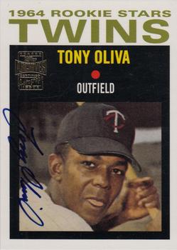 2002 Topps Archives - Autographs #TAA-TO Tony Oliva Front