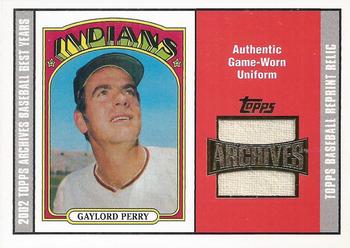 2002 Topps Archives - Uniform Relics #TUR-GP Gaylord Perry Front