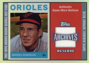 2002 Topps Archives Reserve - Uniform Relics #TRR-BR Brooks Robinson Front