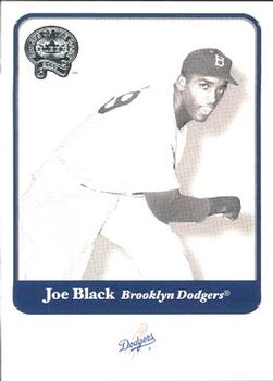 2001 Fleer Greats of the Game #74 Joe Black Front