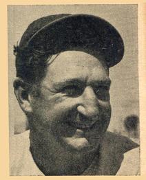 1940 Harry Hartman Cincinnati Reds (W711-2) #NNO Ernie Lombardi Front