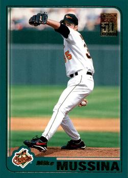 2001 Topps #33 Mike Mussina Front