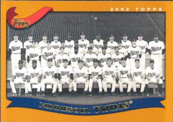 2002 Topps #657 Minnesota Twins Front