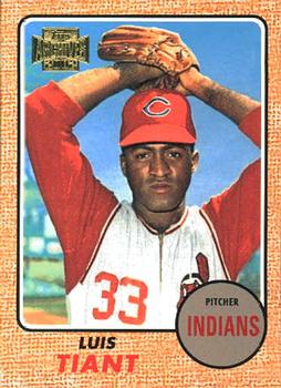 2002 Topps Archives #117 Luis Tiant Front