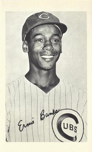 1972 Chicago Cubs Black and White Picture Pack B #NNO Ernie Banks Front