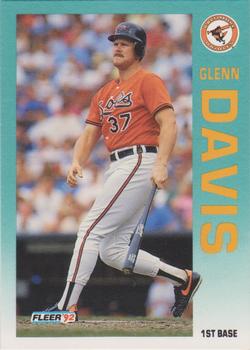 1992 Fleer #4 Glenn Davis Front