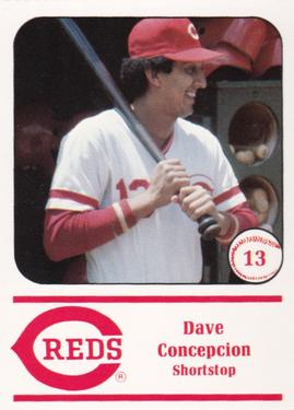 1982 Cincinnati Reds Yearbook Cards #NNO Dave Concepcion Front