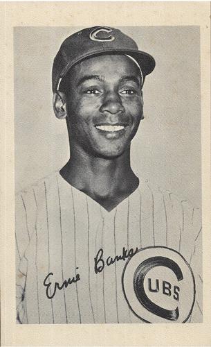 1971 Chicago Cubs B&W Picture Pack #NNO Ernie Banks Front