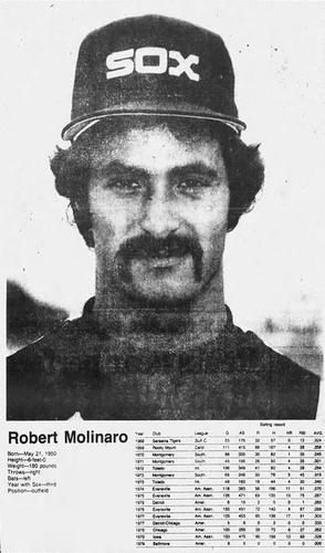 1980 Chicago Tribune Chicago White Sox Scrapbook #NNO Bob Molinaro Front