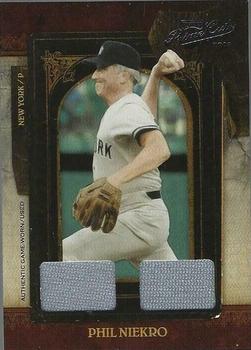 2008 Playoff Prime Cuts - Dual Materials #70 Phil Niekro Front