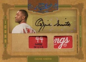 2008 Playoff Prime Cuts - Icons Signature Materials Combos Prime #49 Ozzie Smith Front