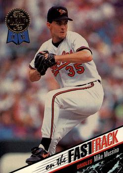 1993 Leaf - On the Fast Track #4 Mike Mussina Front