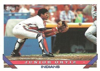 1993 Topps #199 Junior Ortiz Front