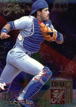 1994 Flair - Hot Numbers #7 Mike Piazza Front