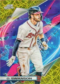 2022 Topps Chrome Cosmic - Gold Interstellar Refractor #178 Dansby Swanson Front