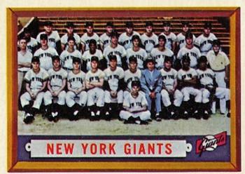 1957 Topps #317 New York Giants Front