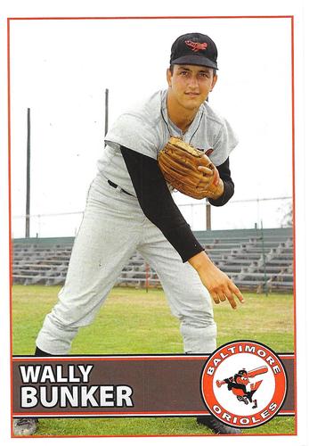 2010 Baltimore Orioles Alumni Photocards #NNO Wally Bunker Front