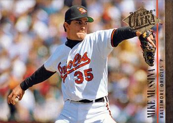1994 Ultra #307 Mike Mussina Front