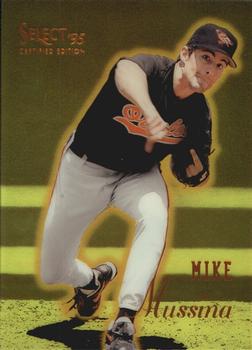 1995 Select Certified - Mirror Gold #9 Mike Mussina Front