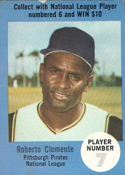 1968 Atlantic Oil Play Ball Contest Cards #NNO Roberto Clemente Front