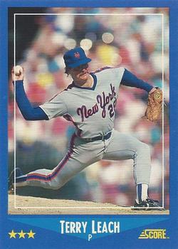 1988 Score - Glossy #203 Terry Leach Front