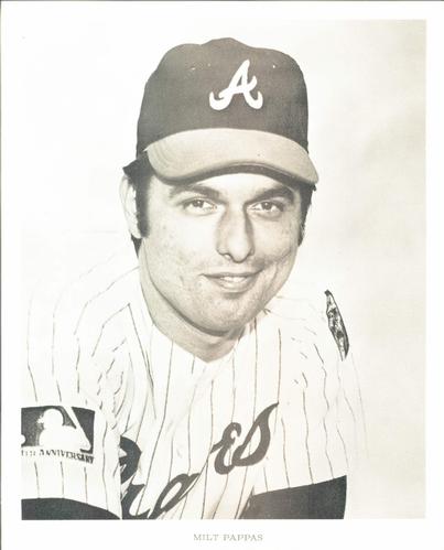 1969 Atlanta Braves Photocards 8x10 #NNO Milt Pappas Front