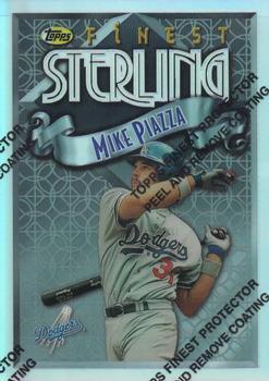 1996 Finest - Refractors #11 Mike Piazza Front