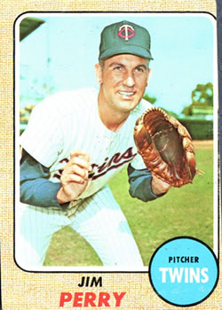 1968 Topps #393 Jim Perry Front