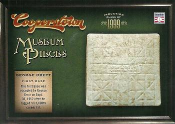 2012 Panini Cooperstown - Museum Pieces #8 George Brett Front
