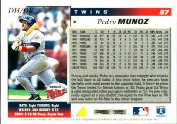 1996 Score #87 Pedro Munoz Back