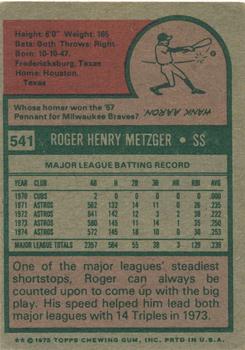 1975 Topps #541 Roger Metzger Back