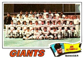 1977 Topps #211 San Francisco Giants / Joe Altobelli Front