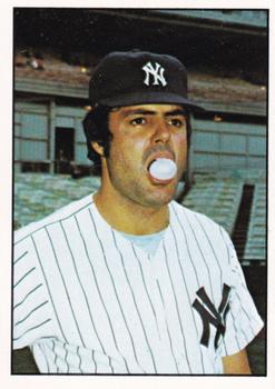 1975 SSPC New York Yankees #11 Lou Piniella Front