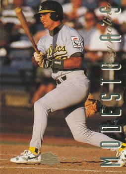 1994 Classic Best Gold #126 Izzy Molina Front