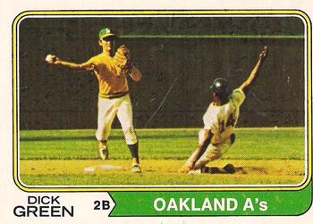 1974 O-Pee-Chee #392 Dick Green Front