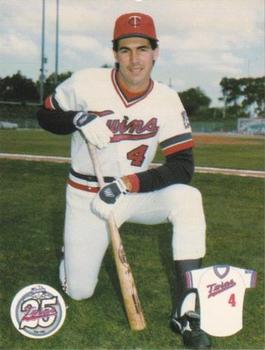 1986 Minnesota Twins #2 Steve Lombardozzi Front