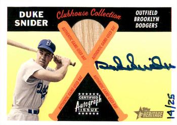 2004 Topps Heritage - Clubhouse Collection Autograph Relics #CCAR-DS Duke Snider Front