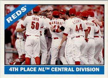2015 Topps Heritage #59 4th Place NL Central Division Front