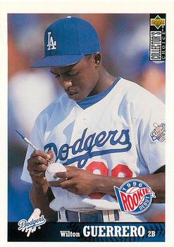 1997 Collector's Choice Los Angeles Dodgers #LA7 Wilton Guerrero Front