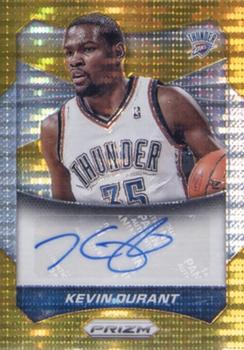 2014-15 Panini Prizm - Autographs Prizms Gold Pulsar #15 Kevin Durant Front
